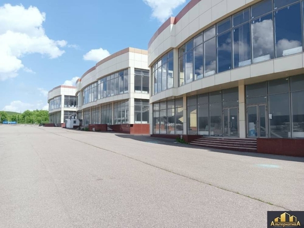 
   Продам отдельностоящее здание, 1100 м², Кисловодское ш

. Фото 1.