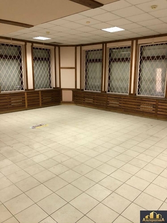
   Продам помещение, 176 м², Свердлова ул

. Фото 1.