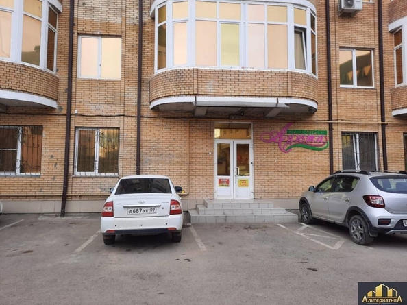 
   Продам помещение, 67.8 м², Красивая ул

. Фото 1.