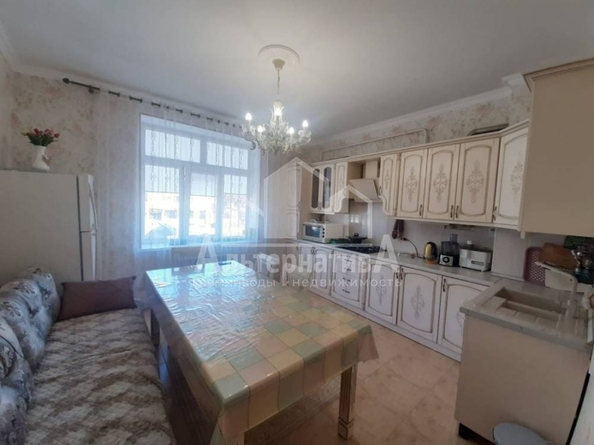 
  Продается 2-комн. квартира, 97 м², Революции ул
. Фото 2.