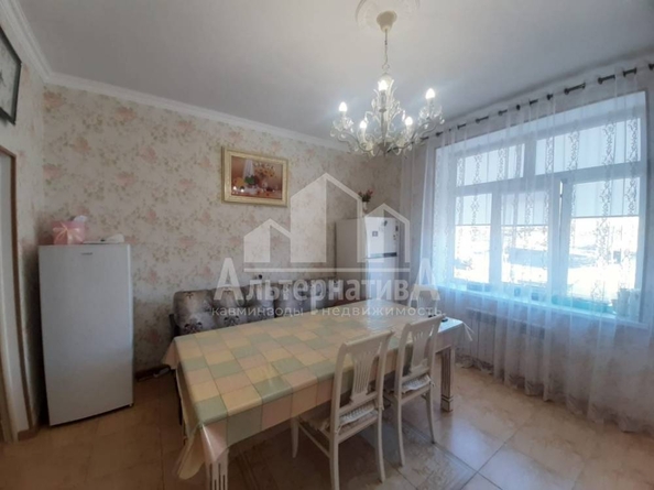 
   Продам 2-комнатную, 97 м², Революции ул

. Фото 4.