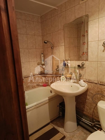 
  Продается 1-комн. квартира, 36.3 м², Азербайджанская ул
. Фото 5.