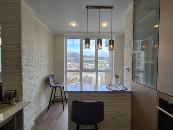 
  Продается 2-комн. квартира, 53.2 м², Окопная ул
. Фото 3.