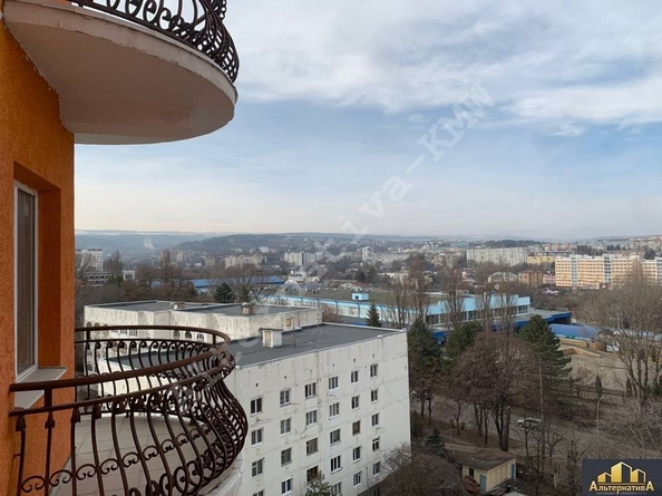 
  Продается 3-комн. квартира 108.6 м². Фото 1.