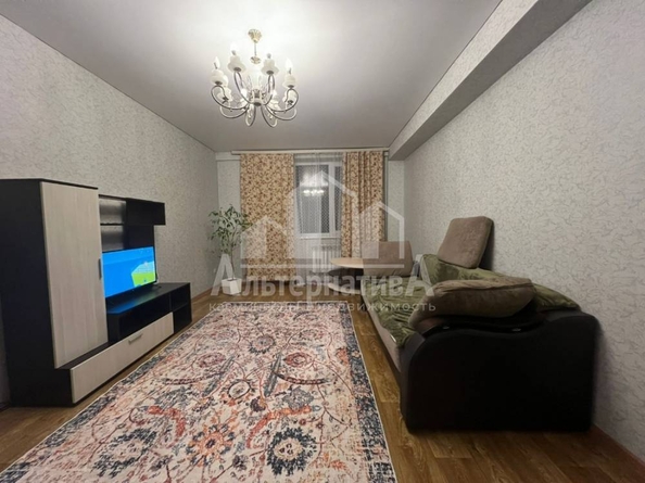 
   Продам 2-комнатную, 57.5 м², Набережная ул

. Фото 2.