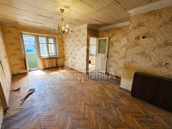 
   Продам 2-комнатную, 43 м², Широкая ул

. Фото 2.