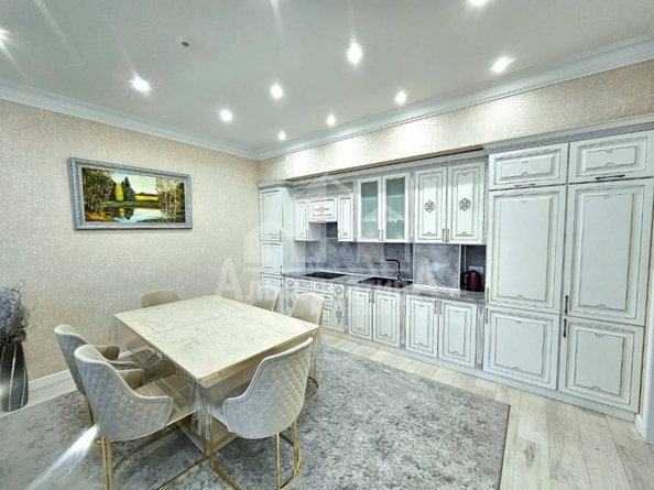 
  Продается 3-комн. квартира, 100 м², Чкалова ул
. Фото 1.