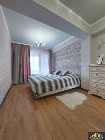 
   Продам 3-комнатную, 82.3 м², Марцинкевича ул

. Фото 2.