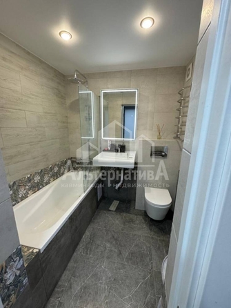 
  Продается 1-комн. квартира, 27 м², Суворова ул
. Фото 9.