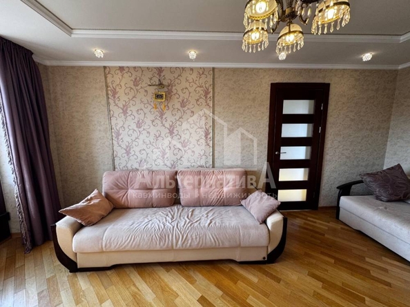 
   Продам 2-комнатную, 44.3 м², Умара Алиева ул

. Фото 5.