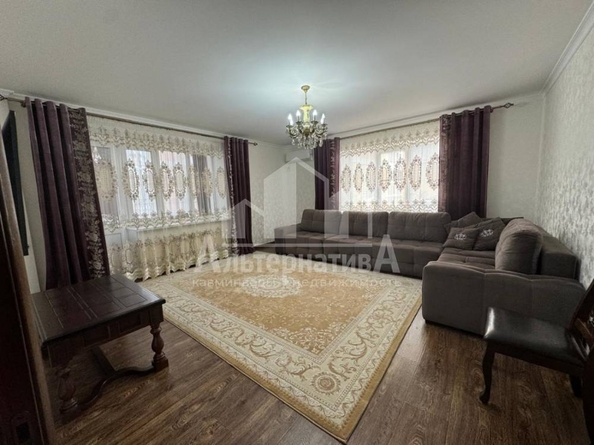 
   Продам 2-комнатную, 90 м², Жуковского ул

. Фото 2.