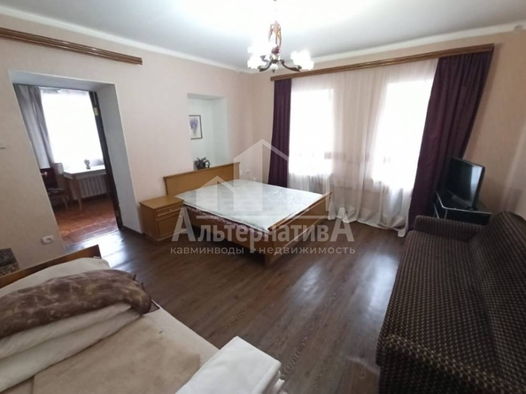 
   Продам 3-комнатную, 82 м², Подгорная ул

. Фото 7.