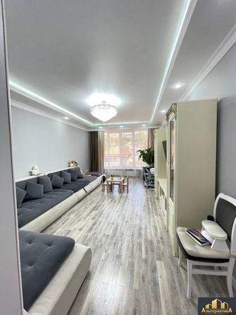 
  Продается 2-комн. квартира, 71 м², Целинная ул
. Фото 5.