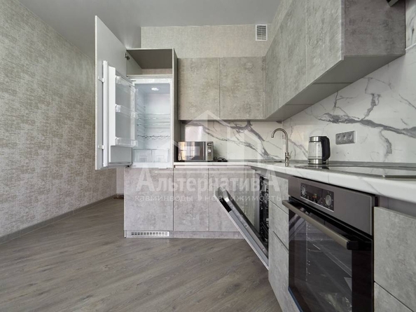 
  Продается 3-комн. квартира, 100 м², Декабристов ул
. Фото 3.