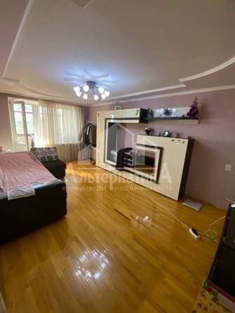 
  Продается 3-комн. квартира, 59.7 м², Октябрьская ул
. Фото 1.