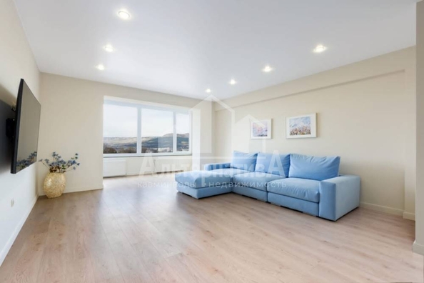 
  Продается 2-комн. квартира, 96 м², Пятигорская ул
. Фото 4.