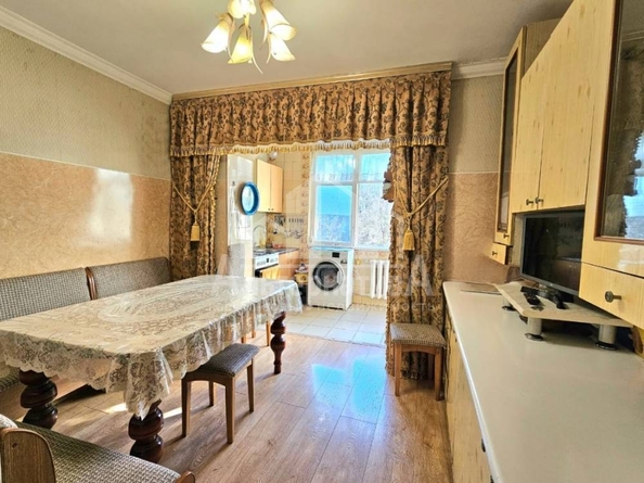 
  Продается 4-комн. квартира, 108 м², Широкая ул
. Фото 3.
