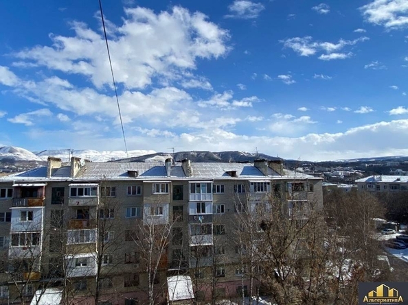 
  Продается 1-комн. квартира, 38 м², Островского ул
. Фото 1.