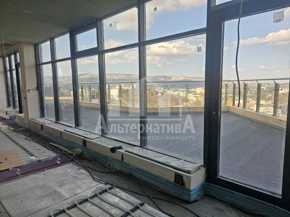 
  Продается 4-комн. квартира, 576.8 м², Шаумяна ул
. Фото 5.