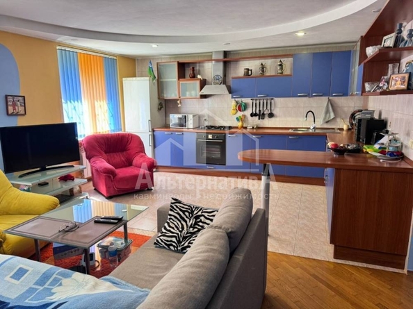 
  Продается 3-комн. квартира, 103.3 м², Титова ул
. Фото 1.