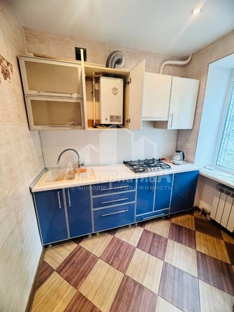 
   Продам 2-комнатную, 41.6 м², Героев Медиков ул

. Фото 1.