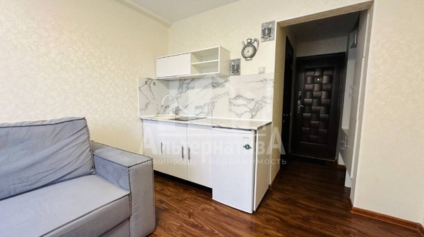 
   Продам 1-комнатную, 18 м², Красивая ул

. Фото 6.