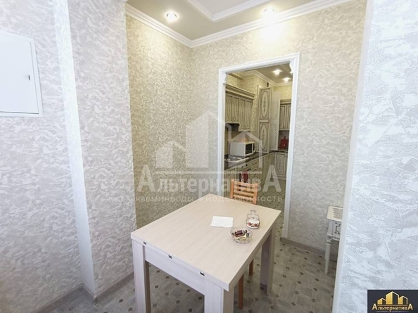 
   Продам 1-комнатную, 61 м², Революции ул

. Фото 7.