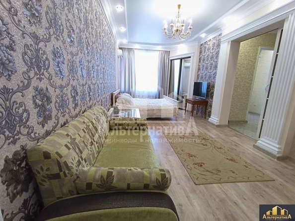 
   Продам 1-комнатную, 61 м², Революции ул

. Фото 10.