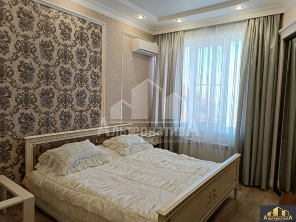 
   Продам 1-комнатную, 61 м², Революции ул

. Фото 12.