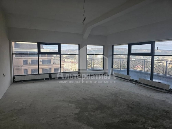 
   Продам 4-комнатную, 220.4 м², Шаумяна ул

. Фото 13.