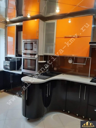 
  Продается 3-комн. квартира, 90 м², Школьный пер
. Фото 1.