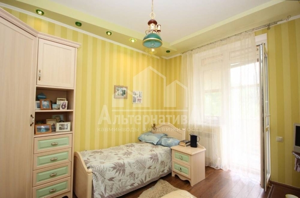
  Продается 4-комн. квартира, 161 м², Декабристов ул
. Фото 16.