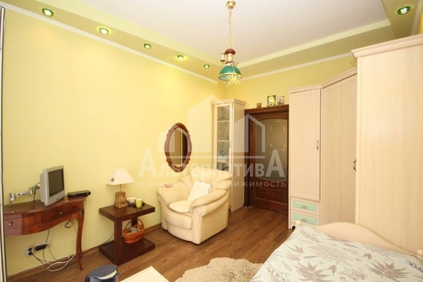 
  Продается 4-комн. квартира, 161 м², Декабристов ул
. Фото 17.