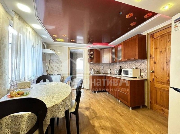 
  Продается 4-комн. квартира, 75 м², Резервуарная ул
. Фото 6.