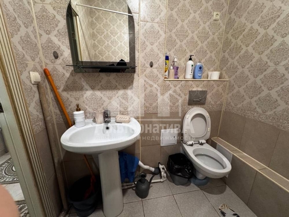 
  Продается 2-комн. квартира, 67.8 м², Красивая ул
. Фото 13.