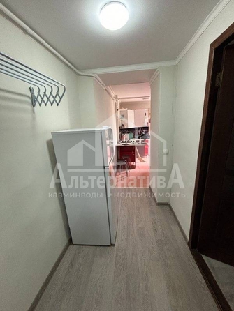 
   Продам 2-комнатную, 35 м², Широкая ул

. Фото 8.