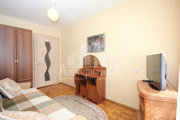 
  Продается 3-комн. квартира, 67.5 м², Крылова ул
. Фото 5.