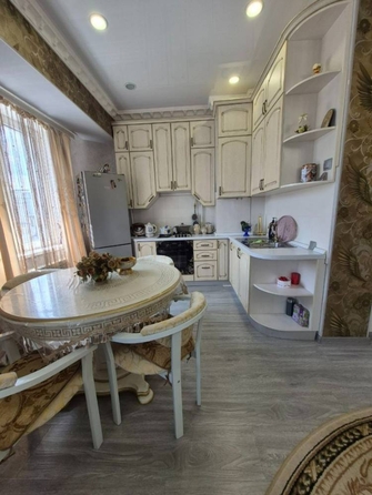 
  Продается 2-комн. квартира, 55 м², Азербайджанская ул
. Фото 11.