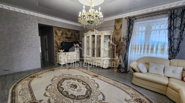 
   Продам 2-комнатную, 55 м², Азербайджанская ул

. Фото 11.