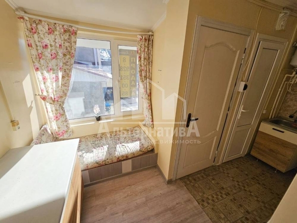 
  Продается 2-комн. квартира, 30.4 м², Кисловодская ул
. Фото 4.