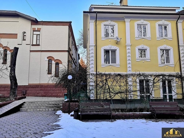
  Продается 4-комн. квартира, 222.9 м², Александра Солженицына ул
. Фото 2.