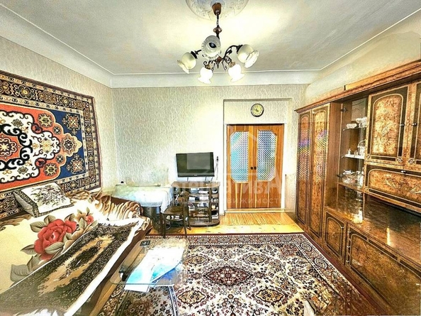 
  Продается 3-комн. квартира, 70.7 м², Подгорная ул
. Фото 5.