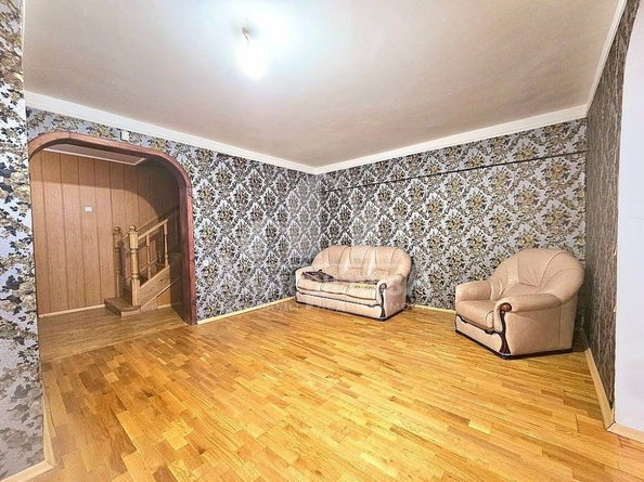 
   Продам 6-комнатную, 230 м², Набережная ул

. Фото 5.