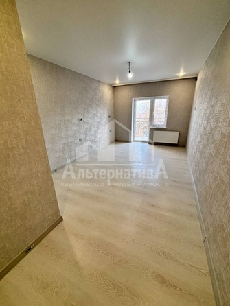 
  Продается 1-комн. квартира, 43.9 м², Замковая ул
. Фото 2.