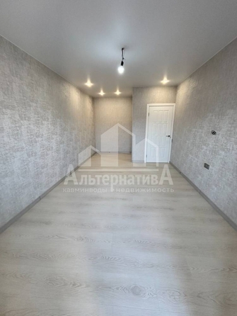 
   Продам 1-комнатную, 43.9 м², Замковая ул

. Фото 7.