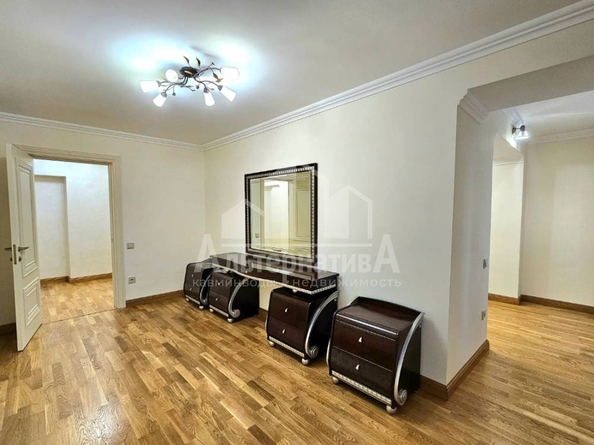 
  Продается 4-комн. квартира 157 м². Фото 17.