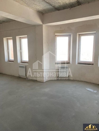 
   Продам 3-комнатную, 151.4 м², 8 Марта ул

. Фото 4.