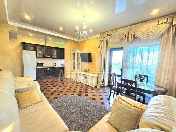 
  Продается 2-комн. квартира, 106.5 м², Шаумяна ул
. Фото 4.