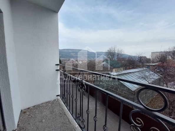 
  Продается 1-комн. квартира, 41.2 м², Замковая ул
. Фото 5.