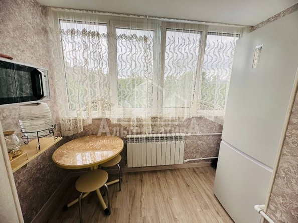 
   Продам 2-комнатную, 48.6 м², Андрея Губина ул

. Фото 21.